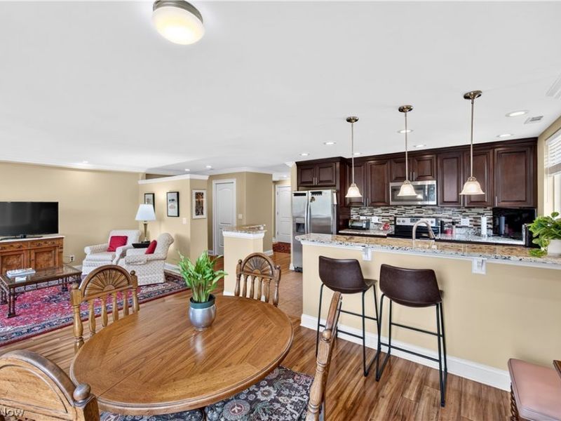 19425 Van Aken Boulevard, Unit 302, Shaker Heights, OH 44122 Photo 8