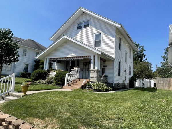 143 Irvington Avenue, Bradford, OH 45308