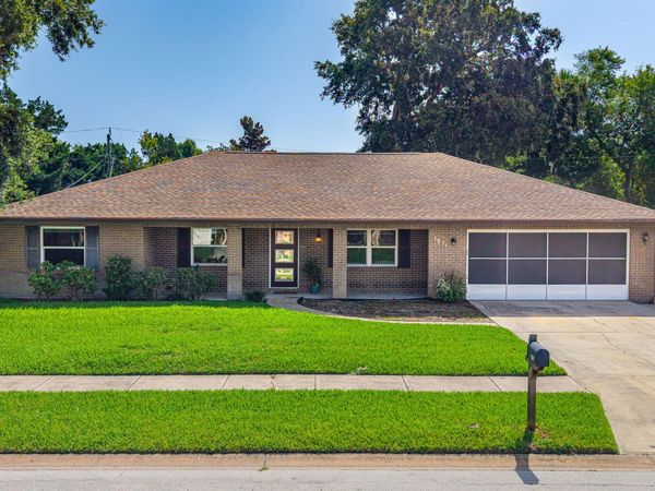1971 Menger Circle, South Daytona, FL 32119