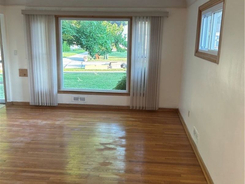 10982 Naomi Drive, Parma, OH 44130 Photo 10
