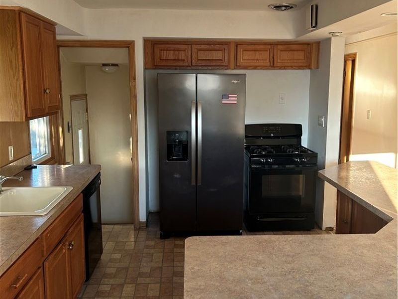 10982 Naomi Drive, Parma, OH 44130 Photo 13