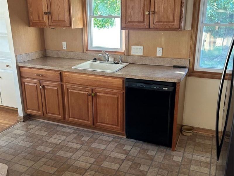 10982 Naomi Drive, Parma, OH 44130 Photo 14