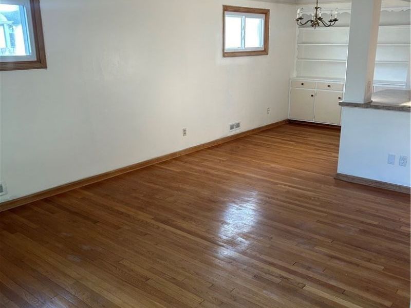 10982 Naomi Drive, Parma, OH 44130 Photo 9