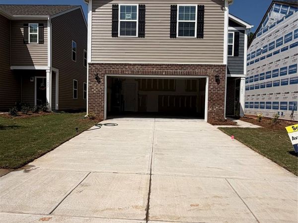 1423 Mammoth Road , Hickory, NC 28692