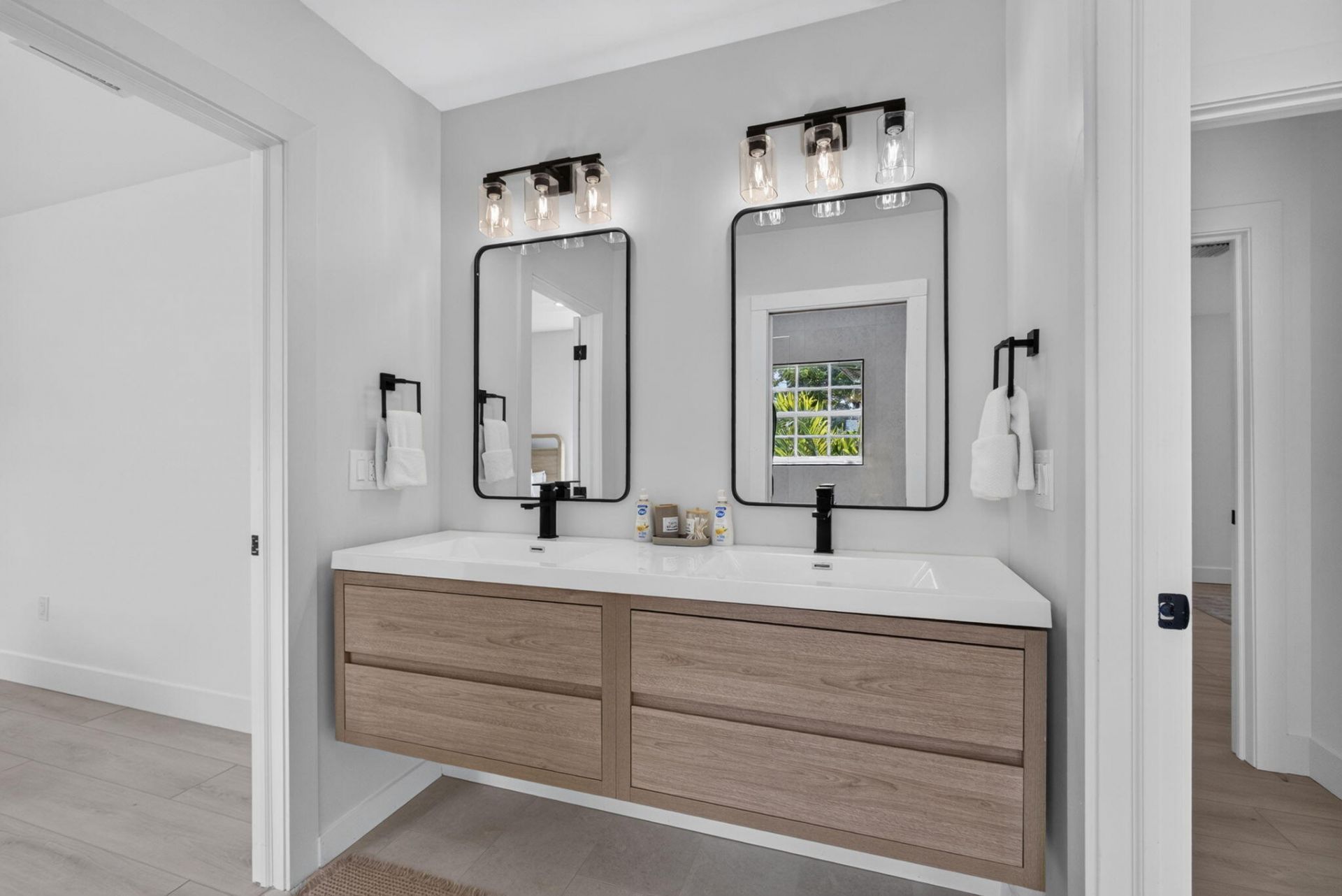 3400 Parker Avenue, West Palm Beach, FL 33405 Photo