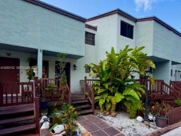1901 NW S River Dr , Unit 22C, Miami, FL 33125