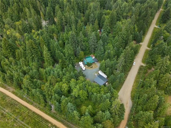 3866 Pinecrest Rd , Black Creek, BC V9J 1E6