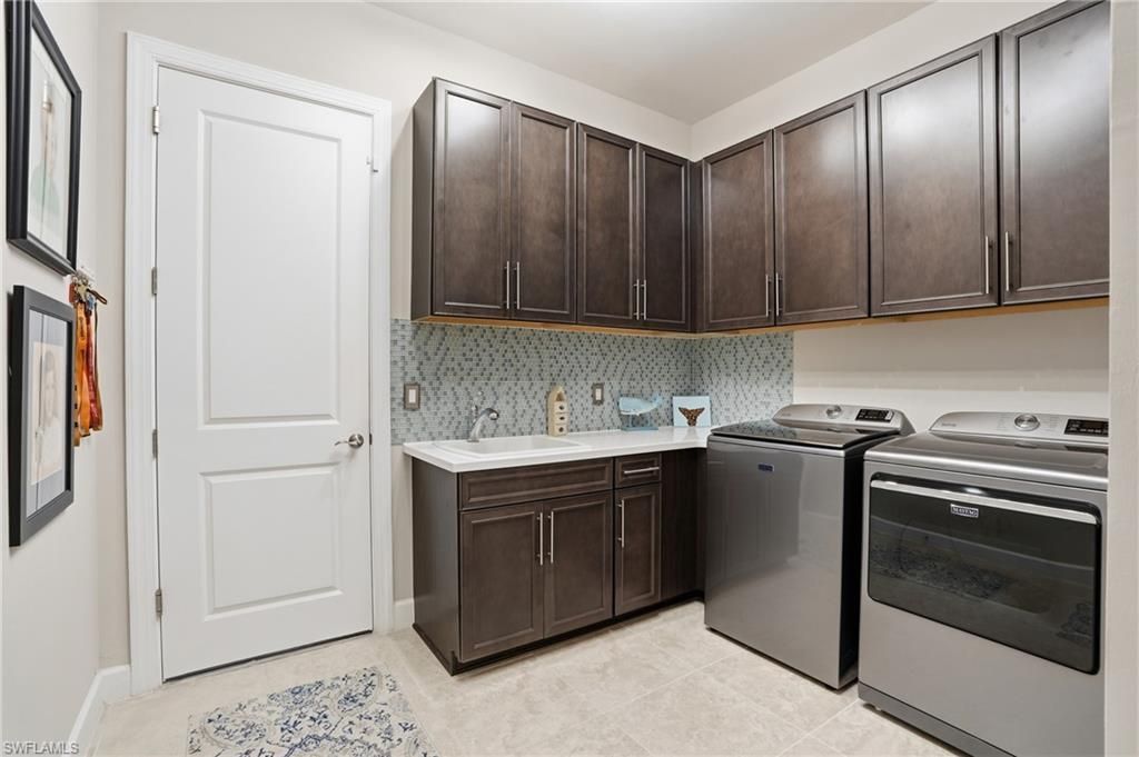 11161 Canal Grande Dr, Fort Myers, FL 33913 Photo