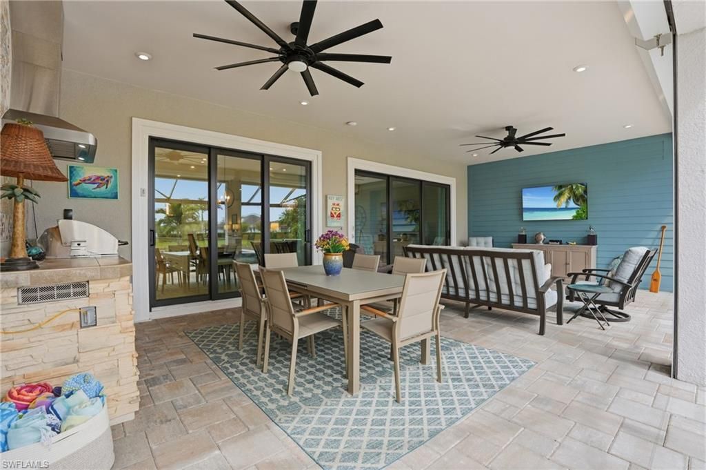11161 Canal Grande Dr, Fort Myers, FL 33913 Photo