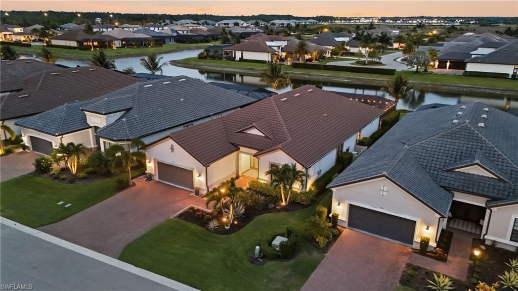 11161 Canal Grande Dr, Fort Myers, FL 33913 Photo