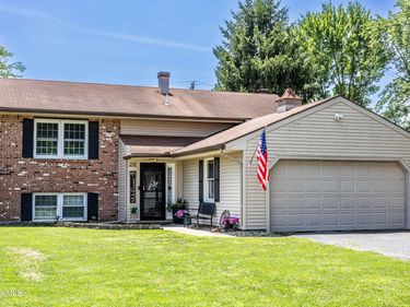 278 Queensland Boulevard, Perrysburg, OH 43551