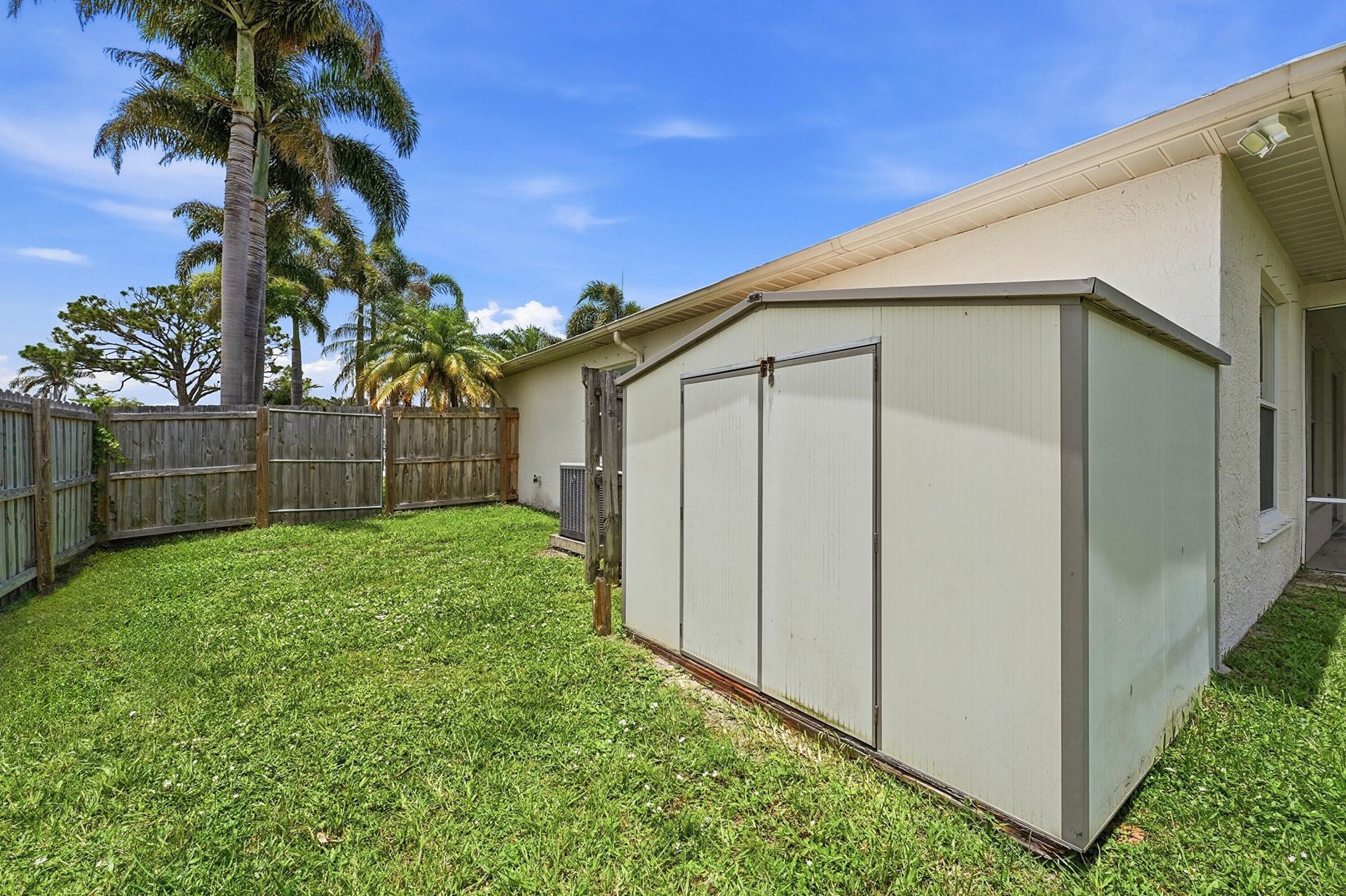 292 SW Pagoda Terrace, Port Saint Lucie, FL 34984 Photo