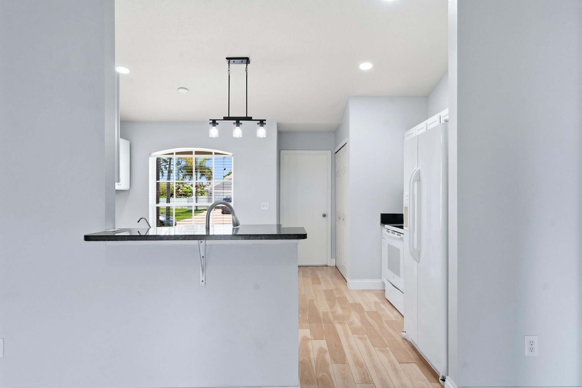 292 SW Pagoda Terrace, Port Saint Lucie, FL 34984 Photo