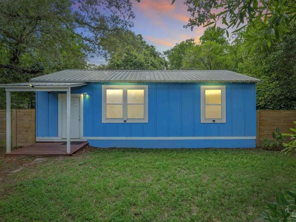 507 Pelham Rd, Pensacola, FL 32507