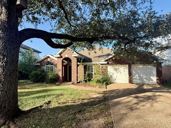 6106 Skahan LN, Austin, TX 78739