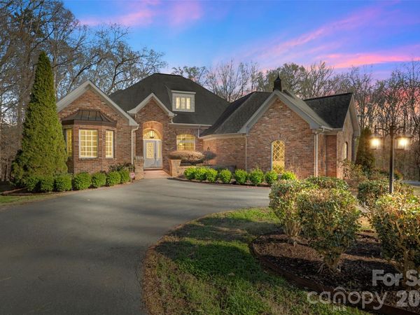 12711 Moores Chapel Road , Charlotte, NC 28214