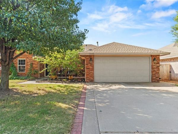 11632 SW 11th Street, Yukon, OK 73099