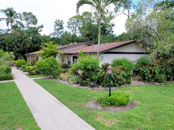 1001 Pine Isle LN, Unit 1001, NAPLES, FL 34112