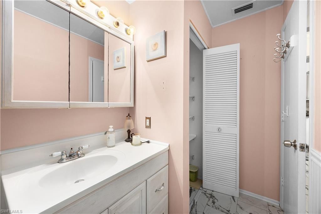 1001 Pine Isle Ln, Unit 1001, Naples, FL 34112 Photo