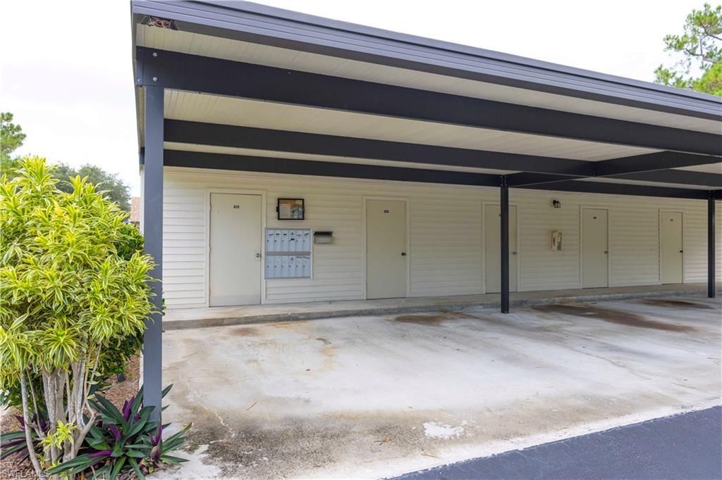 1001 Pine Isle Ln, Unit 1001, Naples, FL 34112 Photo