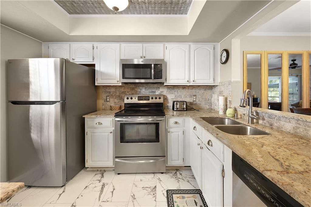 1001 Pine Isle Ln, Unit 1001, Naples, FL 34112 Photo