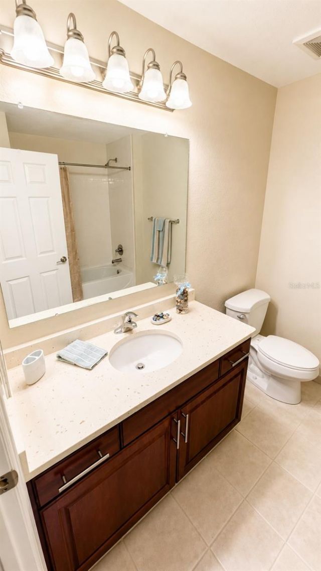 1064 N Tamiami Trail, Unit 1320, Sarasota, FL 34236 Photo