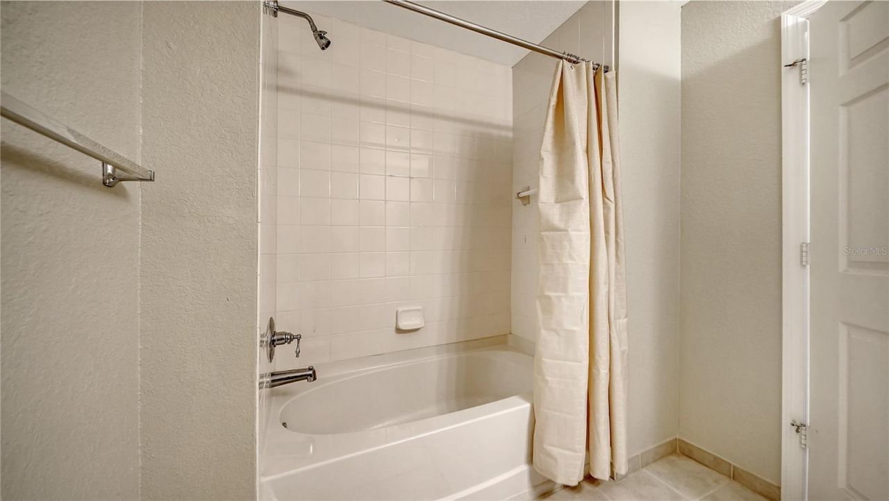 1064 N Tamiami Trail, Unit 1320, Sarasota, FL 34236 Photo
