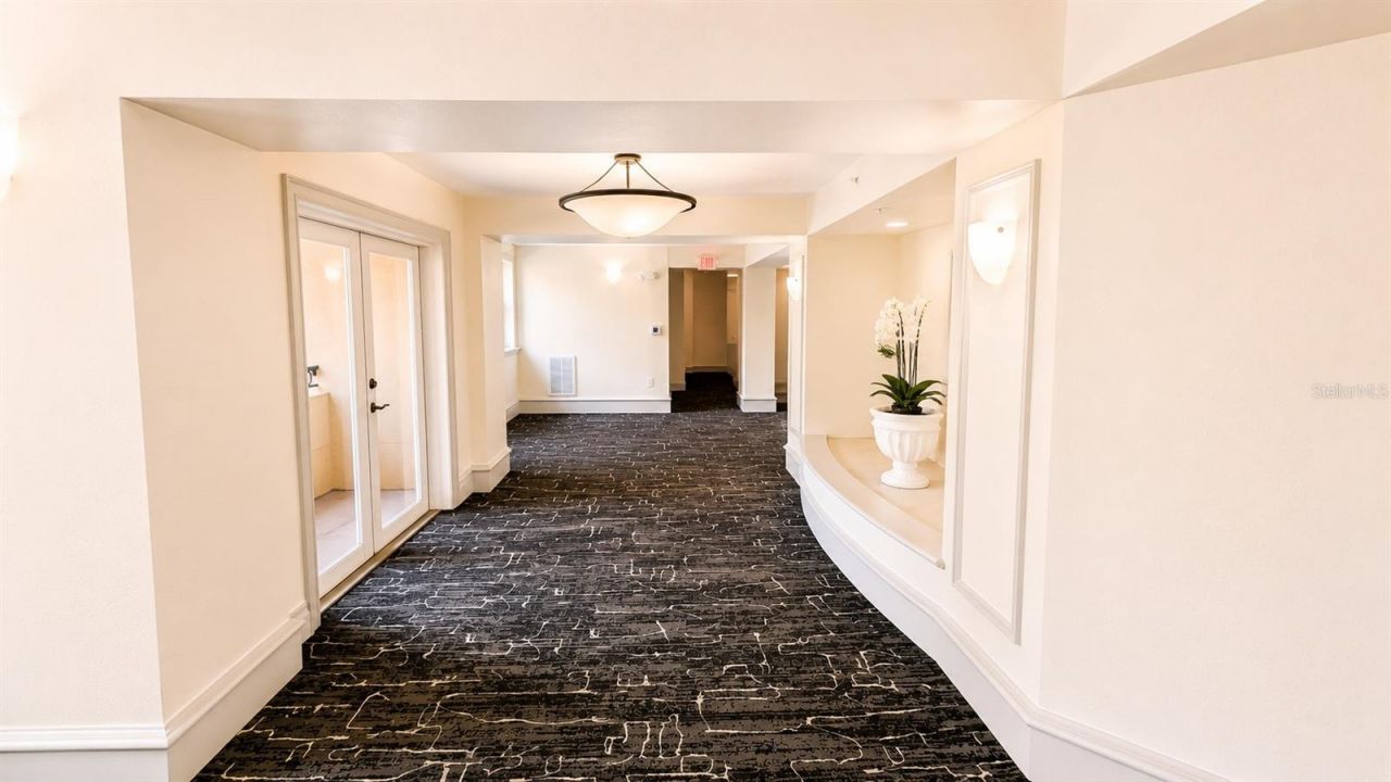 1064 N Tamiami Trail, Unit 1320, Sarasota, FL 34236 Photo