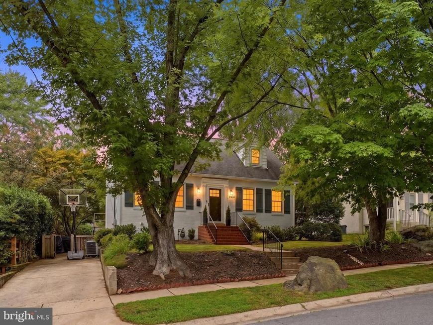 9404 Worth Avenue, Silver Spring, MD 20901 Main Photo