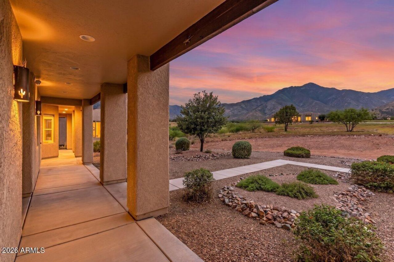 8867 S WELSH Place, Hereford, AZ 85615