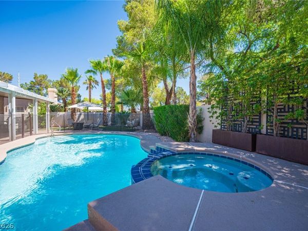 3116 Saint Tropez Street, Las Vegas, NV 89128