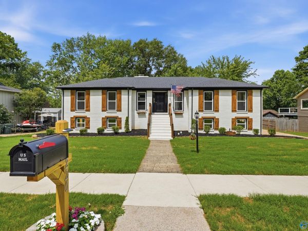 10220 Melanie Drive SE, Huntsville, AL 35803