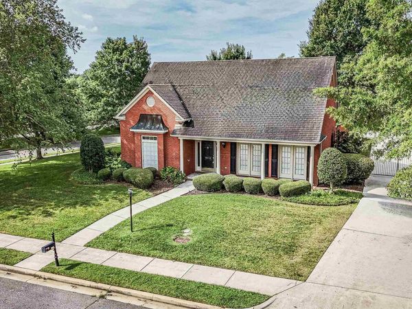 3014 Waterman Drive, Owens Cross Roads, AL 35763
