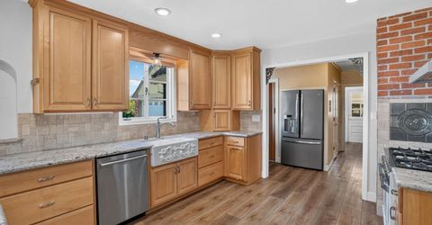 16696 N Locust Tree Rd, Lodi, CA 95240 Photo