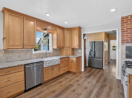 16696 N Locust Tree Rd, Lodi, CA 95240 Photo