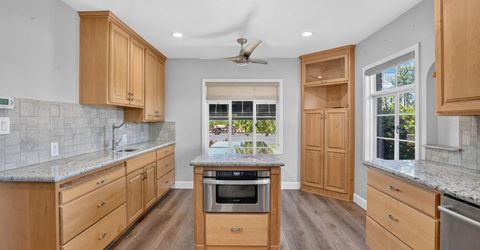 16696 N Locust Tree Rd, Lodi, CA 95240 Photo