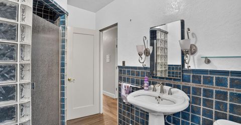 16696 N Locust Tree Rd, Lodi, CA 95240 Photo