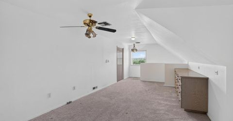 16696 N Locust Tree Rd, Lodi, CA 95240 Photo