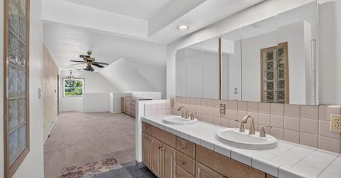 16696 N Locust Tree Rd, Lodi, CA 95240 Photo