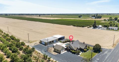 16696 N Locust Tree Rd, Lodi, CA 95240 Photo