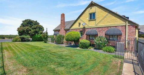 16696 N Locust Tree Rd, Lodi, CA 95240 Photo