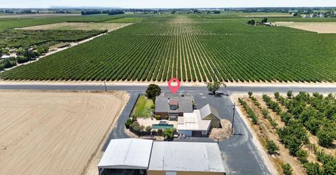 16696 N Locust Tree Rd, Lodi, CA 95240 Photo