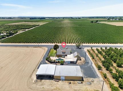 16696 N Locust Tree Rd, Lodi, CA 95240 Photo