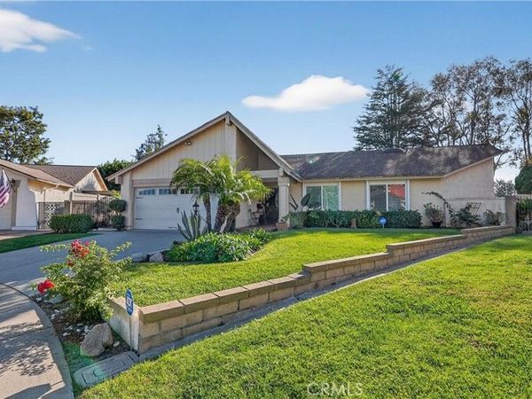 27302 Via Olmo, Mission Viejo, CA 92691