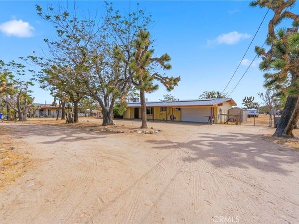 7425 Joshua View, Yucca Valley, CA 92284