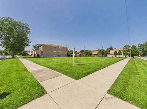 Main Photo