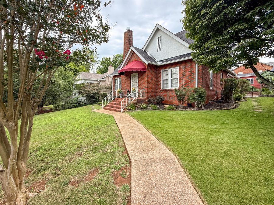 Property Image 4