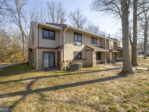 909 TIMBER CREEK ROAD, LINDENWOLD, NJ 08021