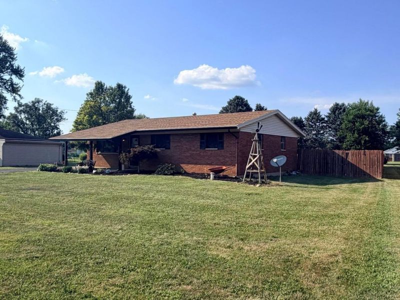 2654 Danbury Road, Springfield, OH 45505 Photo 3