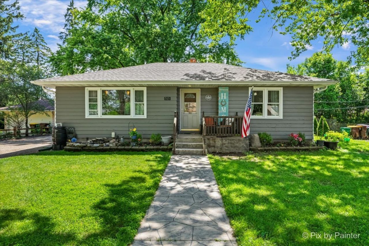 515 Kishwaukee Street , Marengo, IL 60152